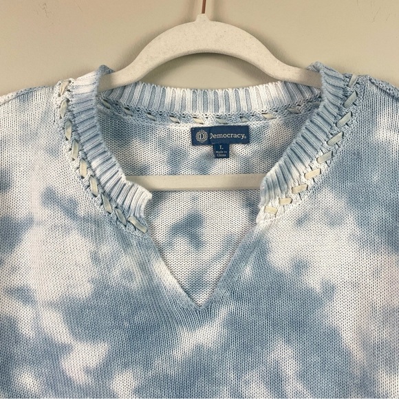 Democracy Bohemian V-Neck Pullover Sweater Light Blue & Tan Tie Dye Size Large - Picture 3 of 15